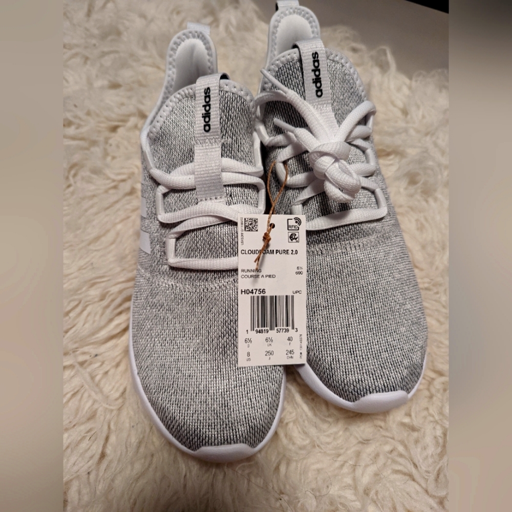 adidas Cloadfoam - women's 8